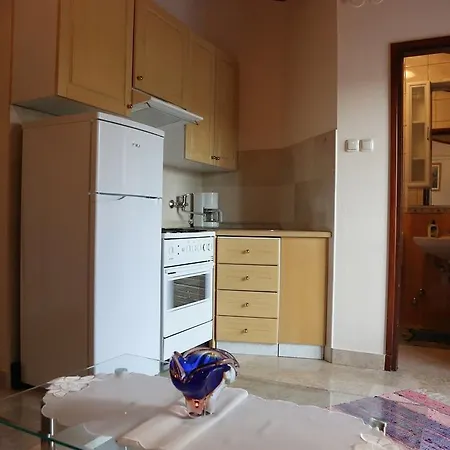 Apartment Max