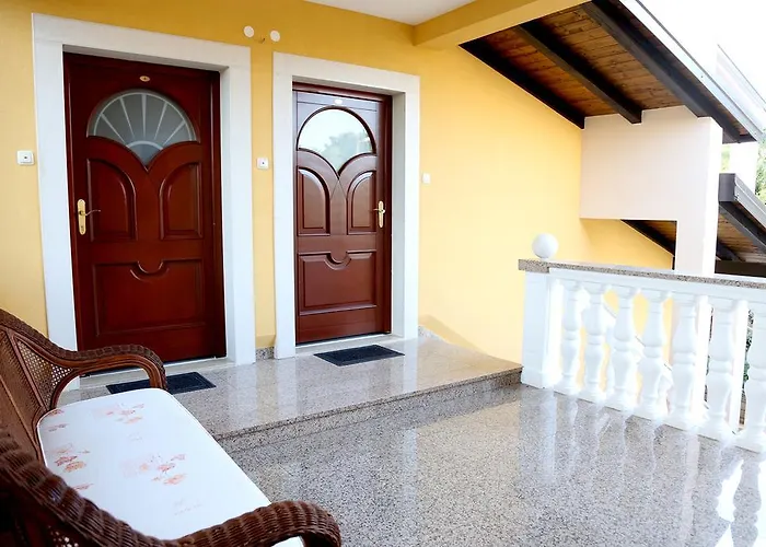 아파트 Max 브르사르